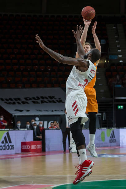 未来会在更 未来会在更