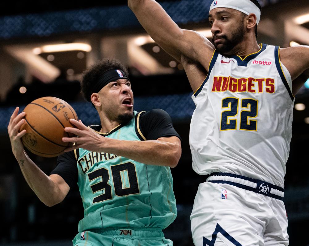 更是一次属 更是一次属