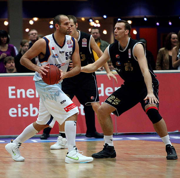 对阵强队时 对阵强队时